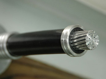 铝芯（ 铜芯） 1-35kv及以下架空绝缘导线 架空绝缘电缆